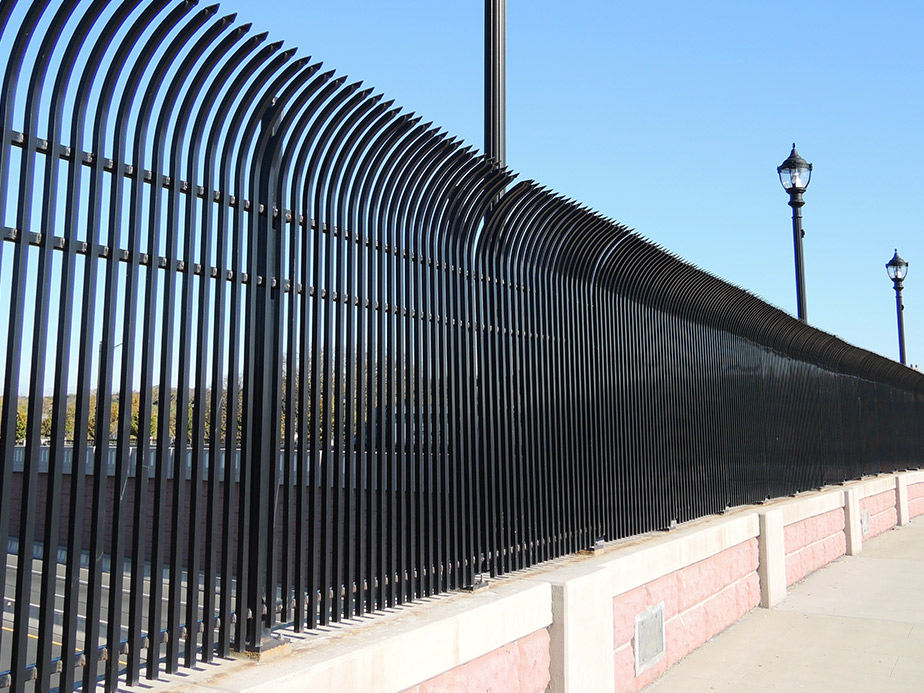 Commercial Fence Contractor in Flat Rock Alabama