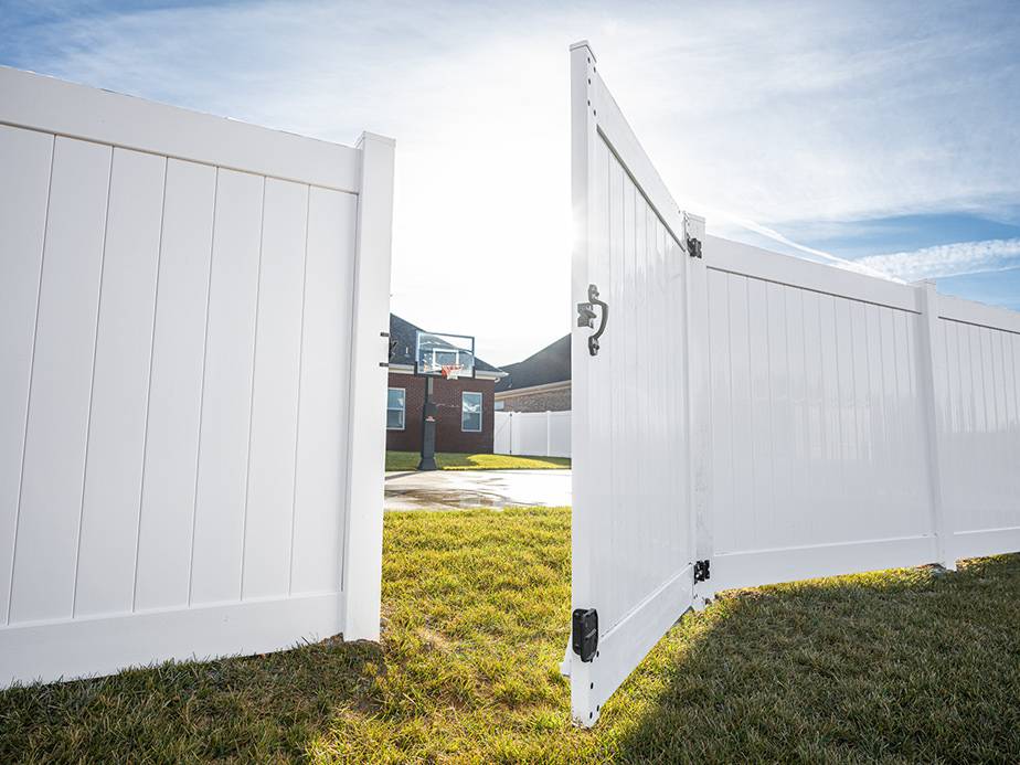 New England GA Vinyl Fences